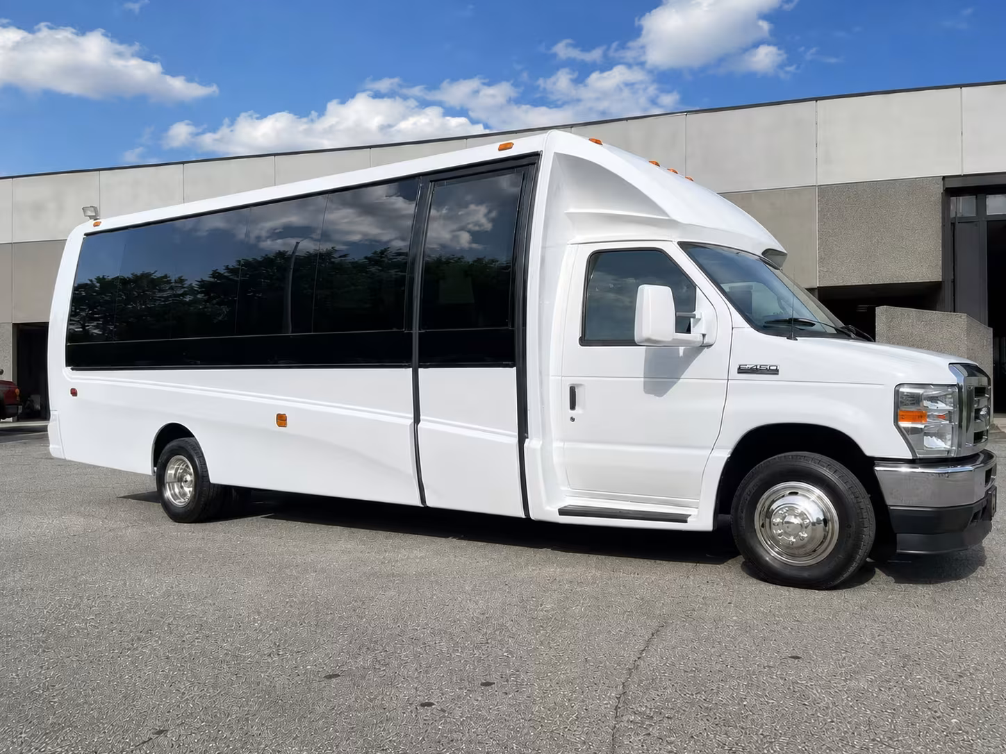 15 passenger minibus